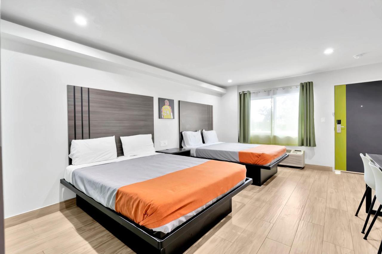Exclusivo Inn And Suites Lakewood Eksteriør bilde
